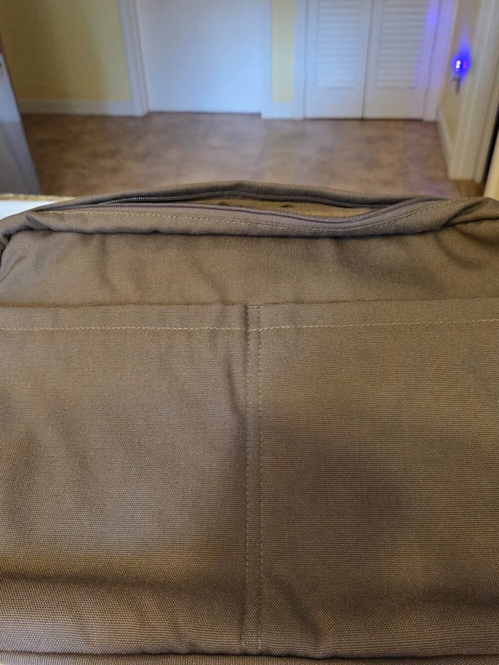 ECCO Canvas Khaki Messenger Bag